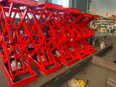 移動剪叉式升降機有哪些安全保護(hù)措施呢