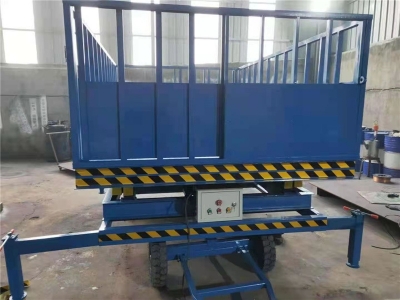 剪叉式升降機(jī)