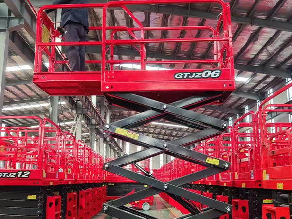 移動升降機廠家