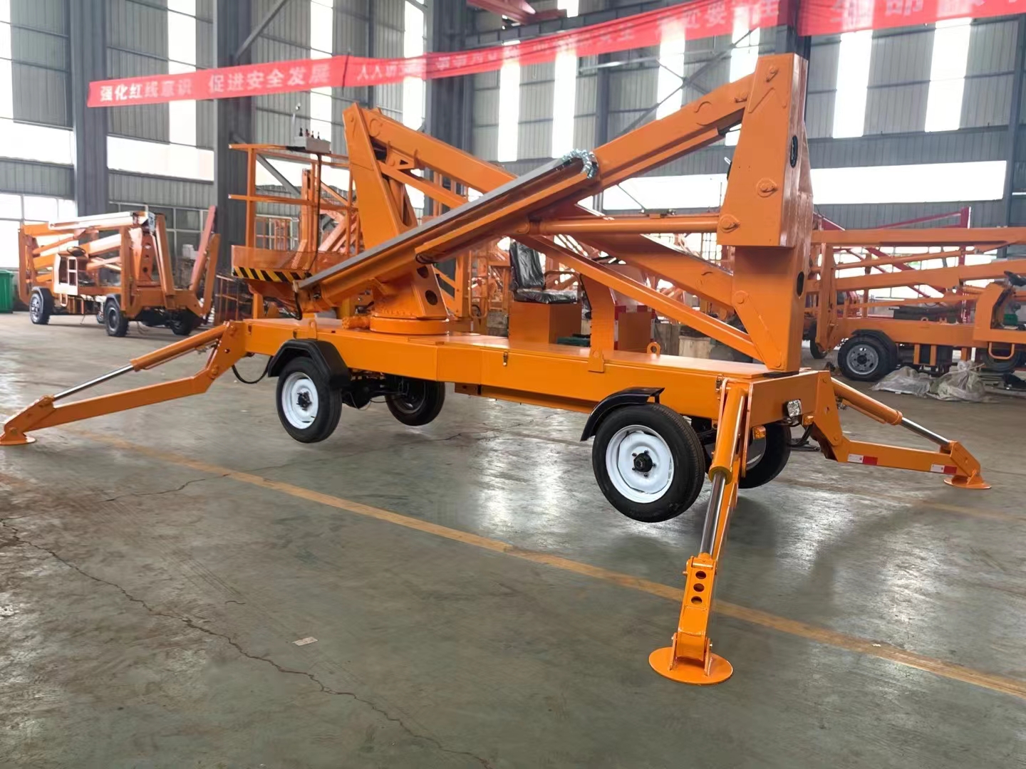 移動(dòng)剪叉式升降機(jī)